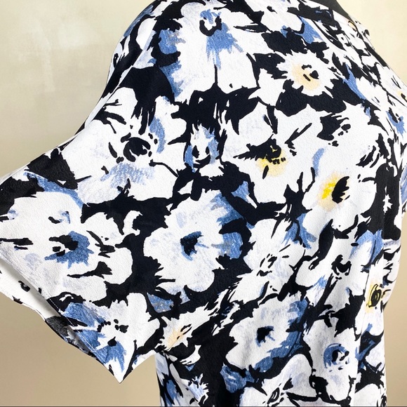 1.State One-Shoulder Floral Blouse - Picture 4 of 8